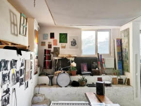 Cosy Studio with Beautiful Garden